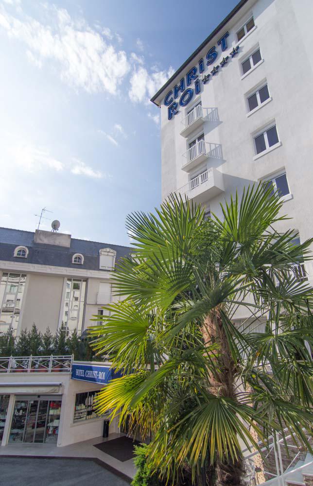 
				Hotel Christ Roi Lourdes in de buurt van de heiligdommen 